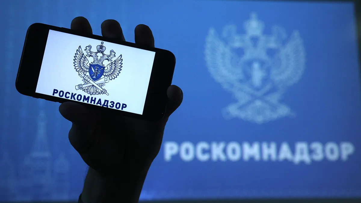 Ведомство объяснило блокировку материалами с «пропагандой нетрадиционных сексуальных отношений». Редакция сообщила о блокировке с 23 апреля, требует разъяснений и намерена продолжить работу в России.