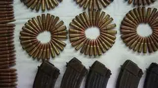 Еврокомиссия предложила заложить в бюджет Евросоюза на 2028–2034 годы не менее 131 млрд евро на оборону, что в десять раз превышает действующий объем прямого военного финансирования, и призвала нарастить производство вооружений до уровней, превосходящих российские.