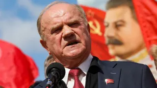 Лидер КПРФ Геннадий Зюганов на заседании Госдумы заявил, что первая четверть года стала «провалом до дна» для экономики России и предупредил о возможном повторении событий 1917 года, отметив, что блогер Виктория Боня в обращении к президенту подняла те же проблемы, на которые коммунисты давно указывают властям.