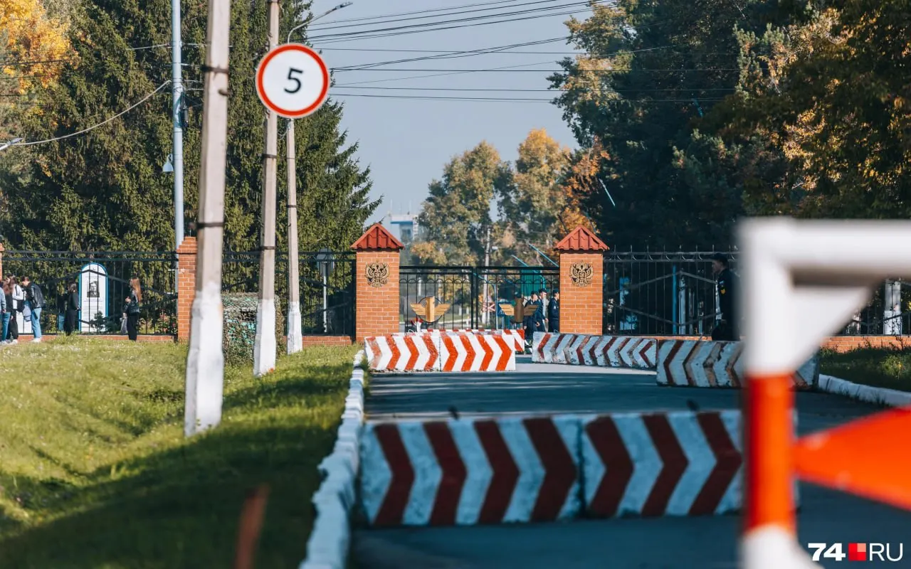 Правительство распорядилось вывести ЧВВАКУШ из подчинения Военно‑воздушной академии: училище сохранит Министерство обороны как учредителя, реорганизацию нужно завершить до 1 сентября 2026 года, штат составит 6 050 человек.