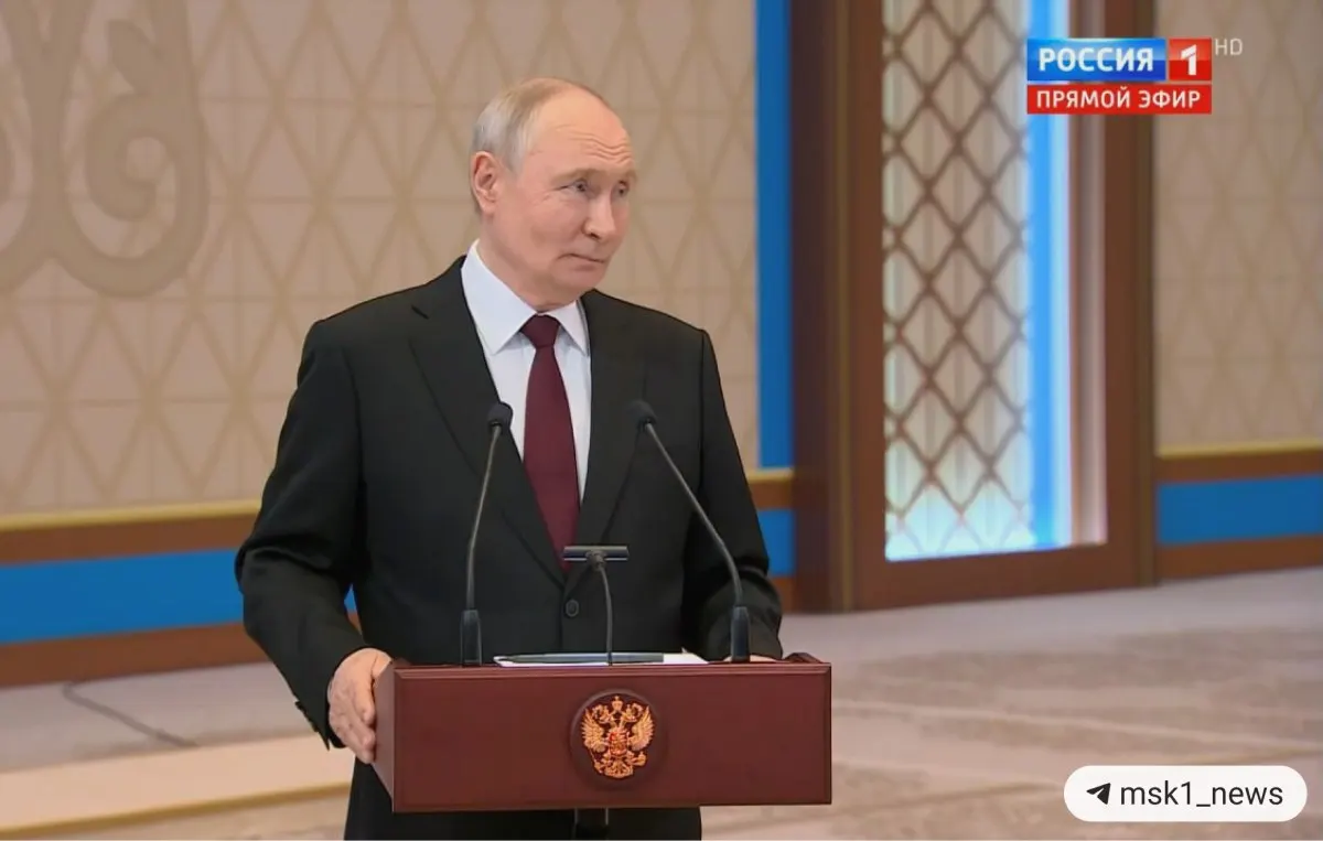 Президент прокомментировал ход СВО, отношения с ЕС, переговоры лидеров и роль западных СМИ — собраны основные тезисы его выступления.