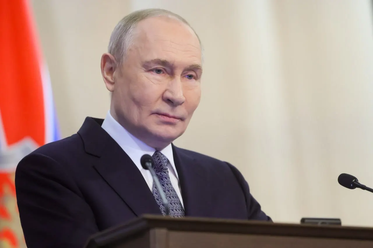 Президент России совершит официальный визит в Казахстан по приглашению Касым-Жомарта Токаева. В ходе переговоров планируется обсудить укрепление стратегического партнёрства и союзных отношений.