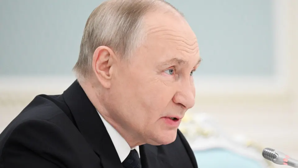 Заместитель министра науки заявил, что число иностранных студентов в российских вузах может вырасти до 500 тысяч к 2030 году. Одновременно фиксируется рост вербовки иностранцев в вооружённые структуры и давление на студентов со стороны вузов при наборе на контрактную службу.