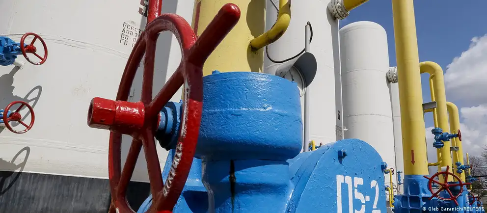 Украина не продлила контракт с «Газпромом», и с 1 января 2025 года прекратился транзит российского газа в Европу. Наибольшие последствия ощущает Молдова; другие страны нашли альтернативные маршруты, Венгрия продолжает получать газ по «Турецкому потоку».