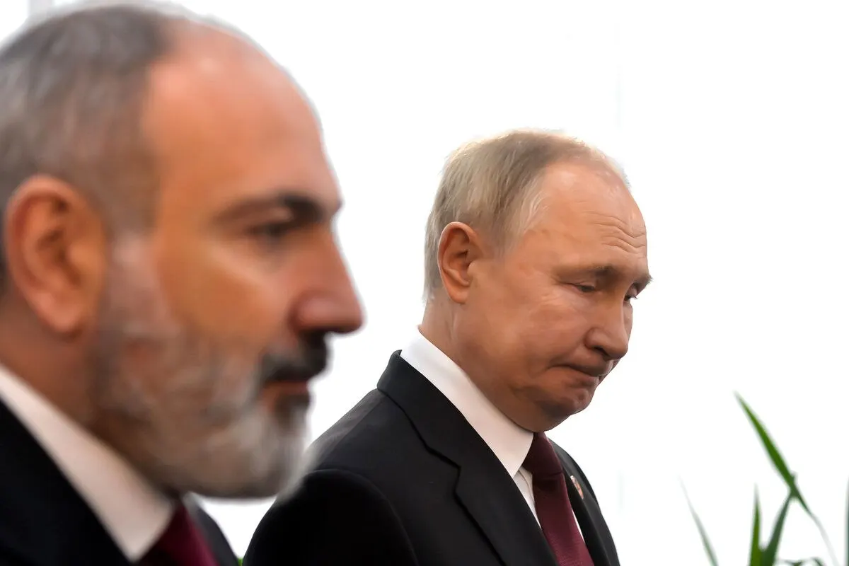 Президент России направил поздравление премьер-министру Армении, пожелав здоровья и благополучия, и заявил о намерении продолжать поступательное развитие двусторонних отношений. Послание прозвучало на фоне политических разногласий и экономических ограничений.