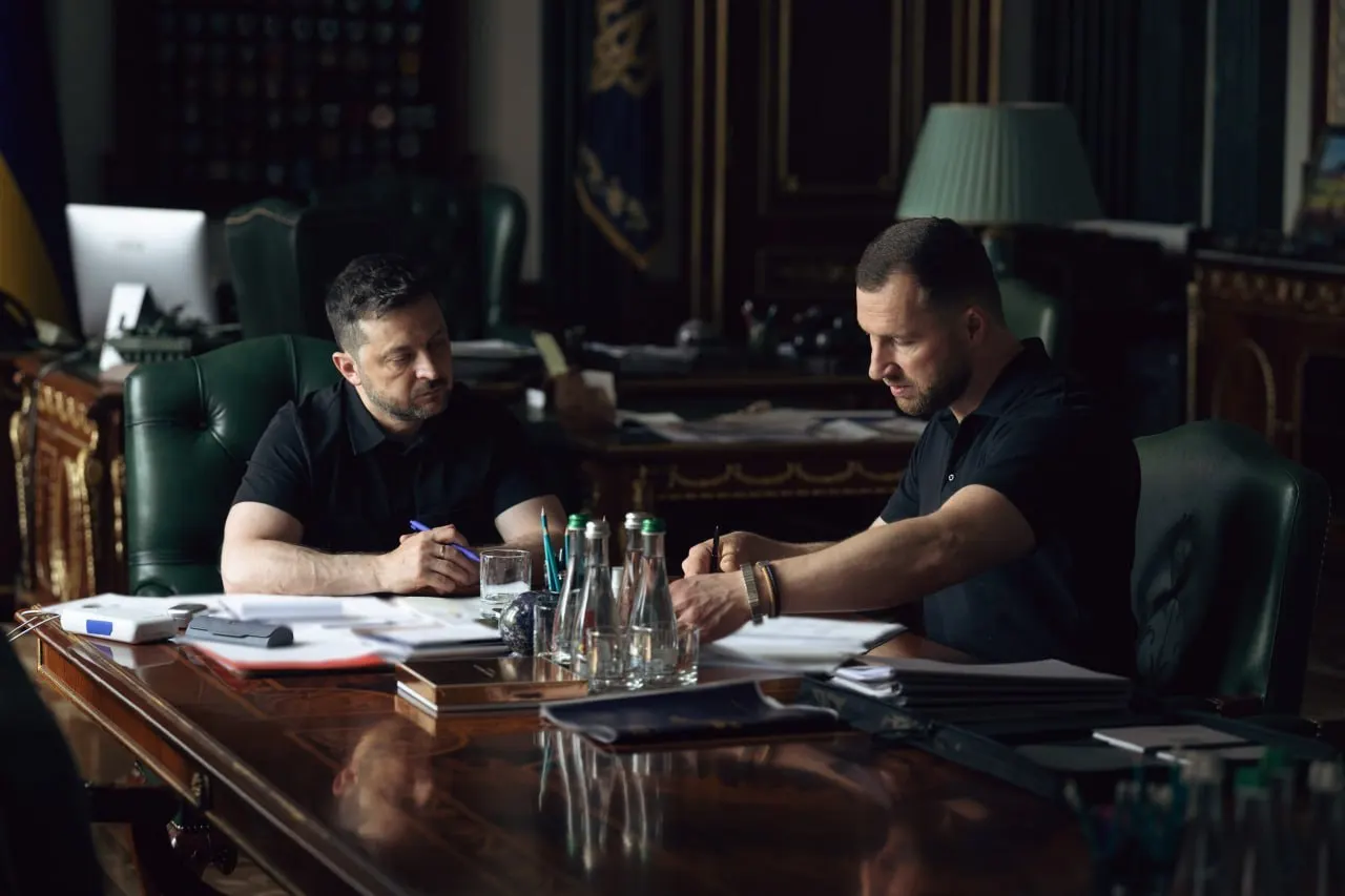 По словам президента Украины, СБУ проведёт 40‑дневную операцию, направленную на давление на Россию с целью прекращения войны; подробности не раскрываются.