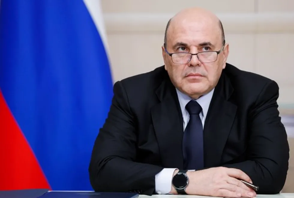 По данным утечек, в 2022 году сестра премьера положила в банк 12 миллиардов рублей и заработала около миллиарда на процентах. Это вызывает вопросы с учётом её официальных зарплат и ранее известных переводов и сделок.