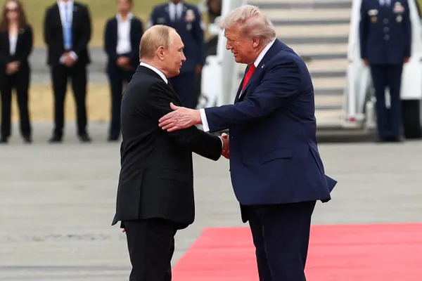 Президент сообщил, что Москва готова вернуться к соглашениям, выработанным на переговорах в Стамбуле весной 2022 года, хотя позже звучали и другие инициативы.