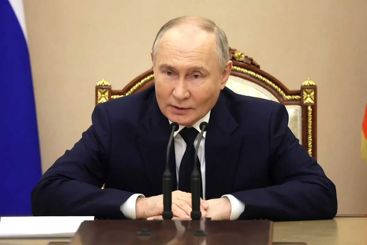 Президент распорядился обеспечить непрерывность работ над ледоколами и подчеркнул важность продолжения проекта «Лидер».