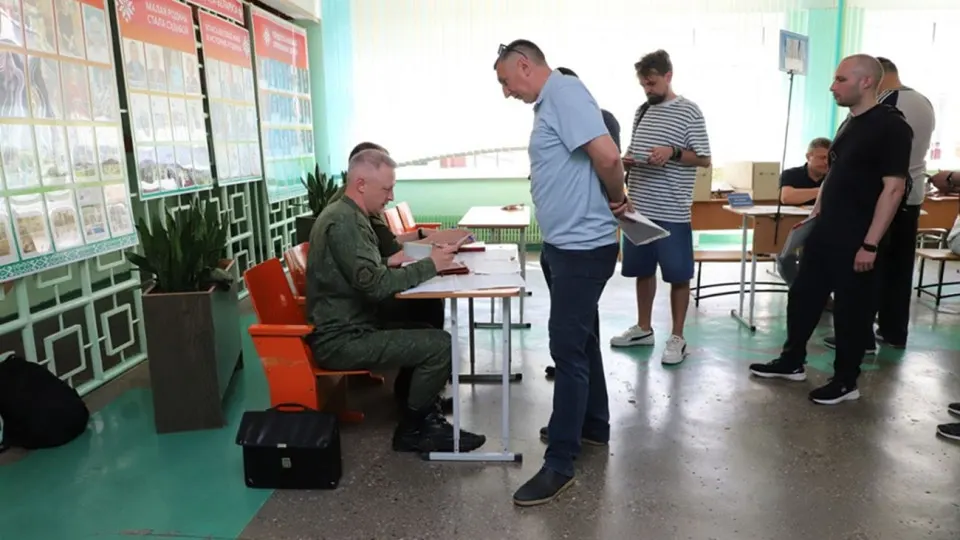 В Гродненской области стартовали масштабные учения с участием военкоматов и запасников — власти проводят сверку учётных данных и отработку призыва на фоне усиленного давления со стороны России.