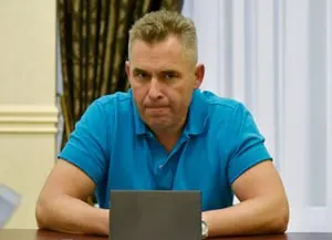 Совет ЕС расширил санкции против России: в новый перечень вошли более 80 человек и организаций, в том числе бывший детский уполномоченный Павел Астахов и генпрокурор Александр Гуцан.