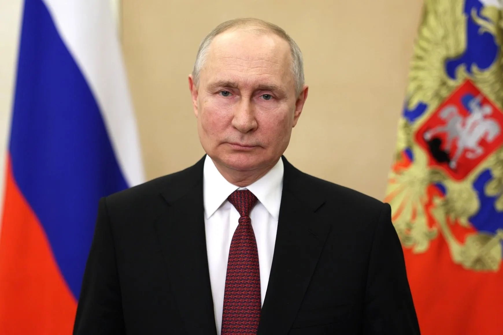 Указ, подписанный 12 июня, расширяет круг ветеранов, которым фонд может оказывать помощь — в том числе тех, кто стал инвалидами из‑за ранений или признан ограниченно годными к службе в связи с событиями на границе и в прифронтовых районах.