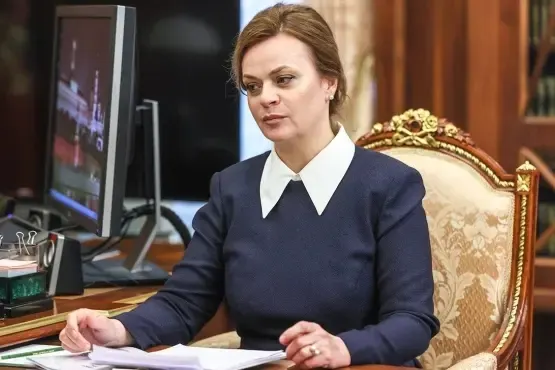 Президент подписал указ о включении Анны Цивилевой в президиум Совета при президенте РФ по стратегическому развитию и национальным проектам. По данным расследований, она является двоюродной племянницей главы государства. Ранее расширены полномочия фонда «Защитники Отечества».