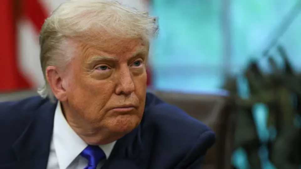 На саммите G7 президент США пообещал усилить давление на Россию и расширить помощь Украине при условии, что европейские союзники помогут с очисткой Ормузского пролива; лидеры «семёрки» договорились о новых санкциях против нефтегазового сектора и наращивании поставок ПВО и дальнобойного вооружения.