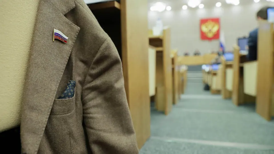 Правительство поддержало законопроект, который предлагает отменить наказания за отсутствие или несвоевременную подачу деклараций региональными депутатами. Миноритарные замечания министерств требуют доработки инициативы.