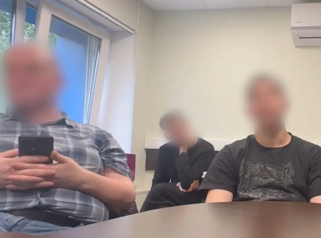 По версии следствия, популярный чат‑бот для знакомств использовался спецслужбами Украины; в отношении причастных лиц возбуждены уголовные дела о терроризме.