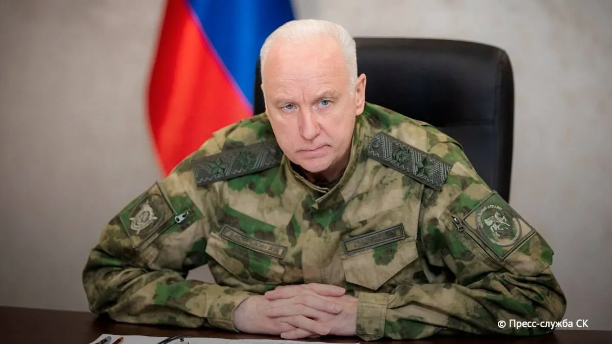 По данным главы Следственного комитета, с начала войны 54 региона РФ подверглись ударам; ранены 6754 человека, ущерб превышает 1 трлн рублей.