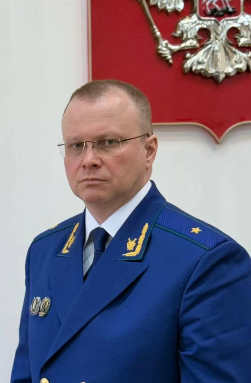 Назначен новый прокурор Мурманской области: им стал Борис Анатольевич Новиков, 1979 года рождения, с многолетним стажем работы в органах прокуратуры.