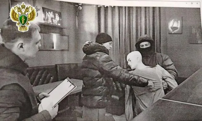После драки в ресторане «Клюква» житель Няндомы погиб; подозреваемый признал вину и может получить до 15 лет лишения свободы.