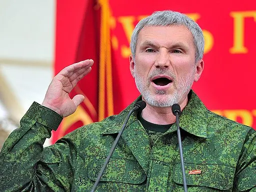 После перевода средств лидера партии и обвинений в иностранном финансировании Верховный суд принял решение снять Яблоко с выборов; лидер Родины пообещал вернуть средства.