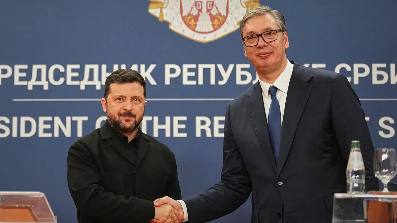Во время пресс-конференции в Белграде журналист задал президенту Украины прямой вопрос о том, как Европа может помочь прекратить убийство российских военнослужащих. Реакция российских и международных властей была резкой и вызвала расследование.