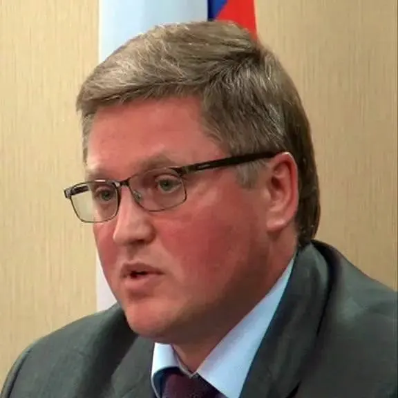 Судебное разбирательство по иску партии Родина о снятии «Яблока» с выборов в Госдуму будет вести судья Верховного суда России Вячеслав Кириллов, уроженец Чувашии.