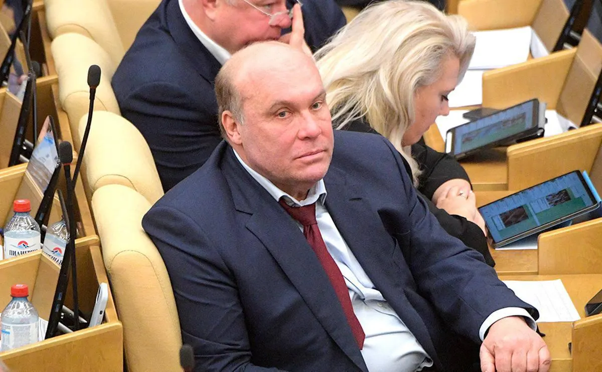 Депутат назвал сообщения о возможной мобилизации слухами и заявил, что такие сведения распространяют иностранные спецслужбы с целью запугать граждан.