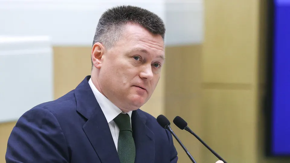 Глава Верховного суда поручил усилить судебный контроль по спорам с участием китайских инвесторов; материал освещает правовое и экономическое сотрудничество и динамику инвестиций.